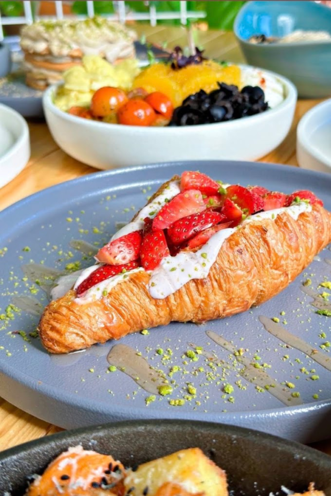 All-day brunch at Early Club Jeddah